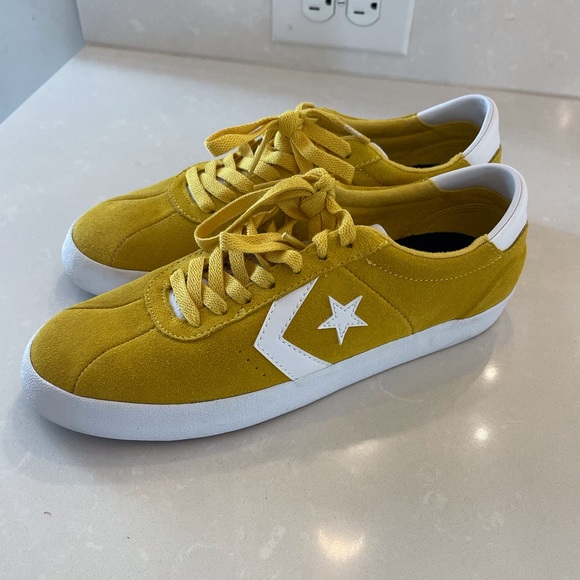 adidas Shoes - NWOT Adidas Yellow Suede Size 9.5 women’s and 8 Men’s